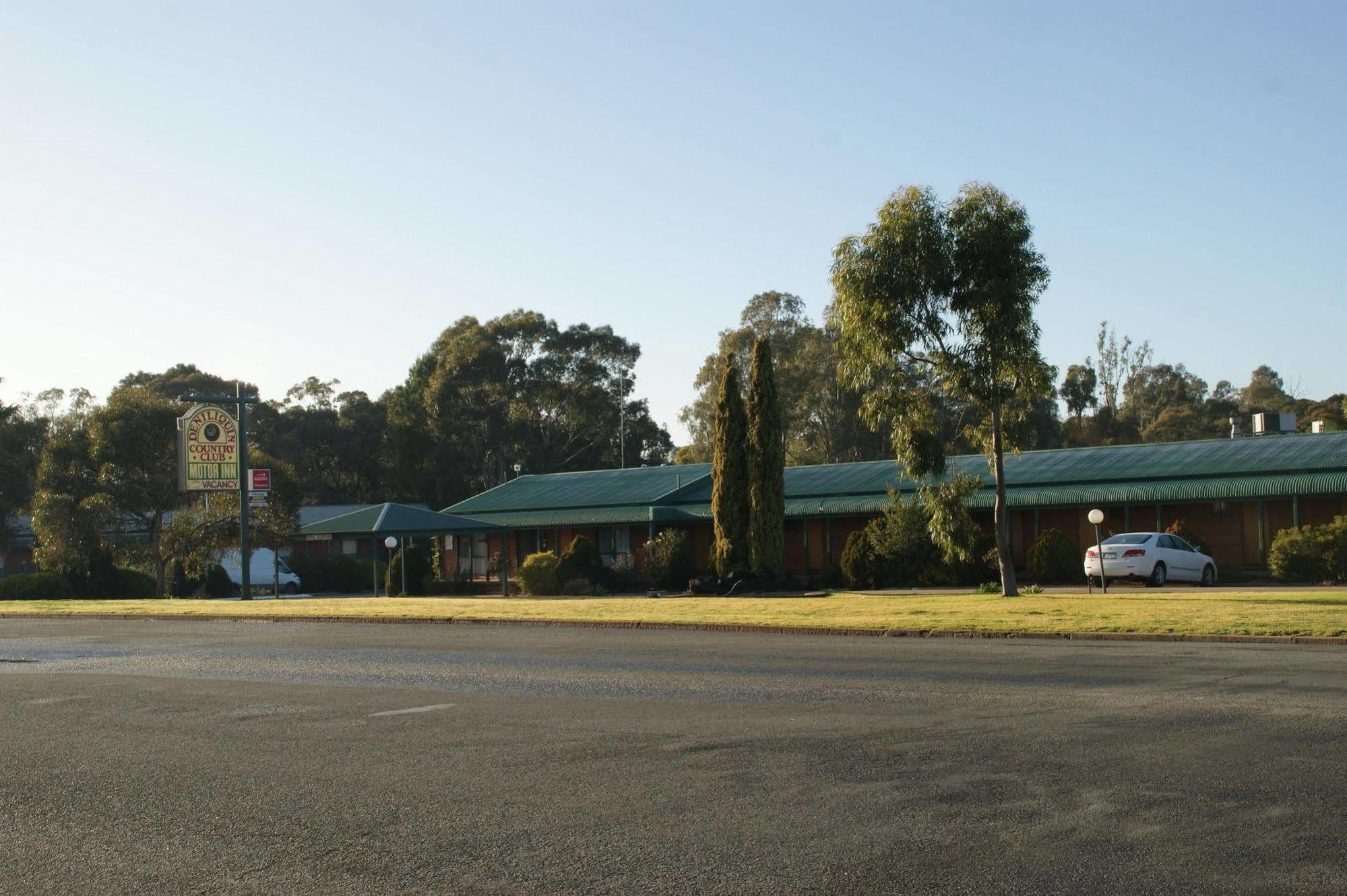 Deniliquin Country Club Motor Inn Экстерьер фото